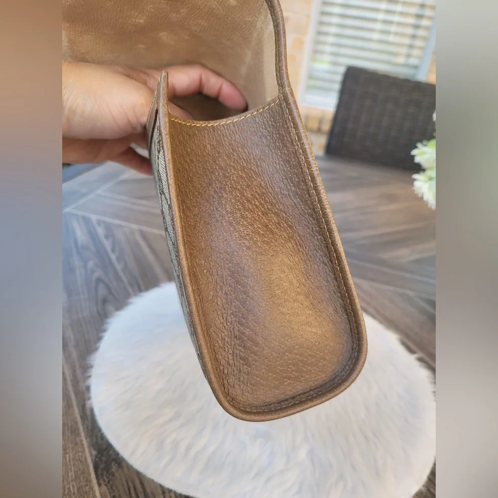 Vintage GUCCI Clutch - Picture 8 of 16